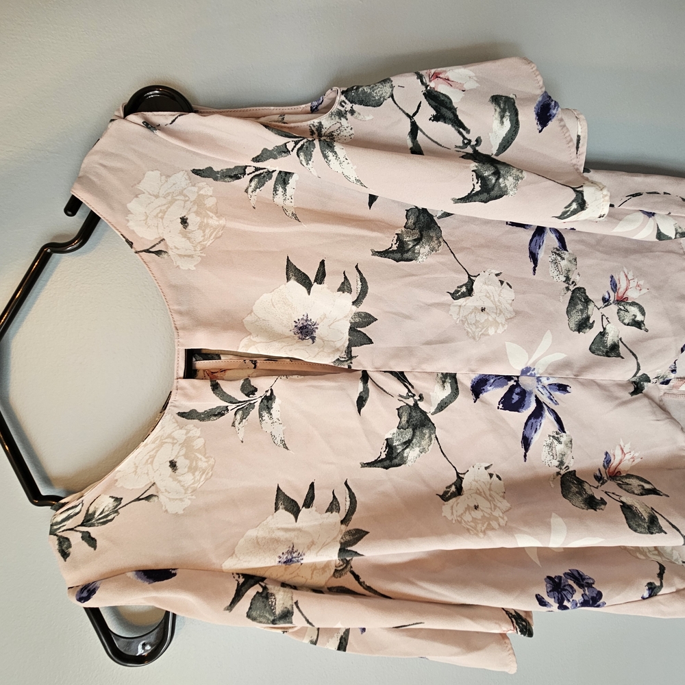 Dynamite Pink Shoulder Cut-out Floral Blouse